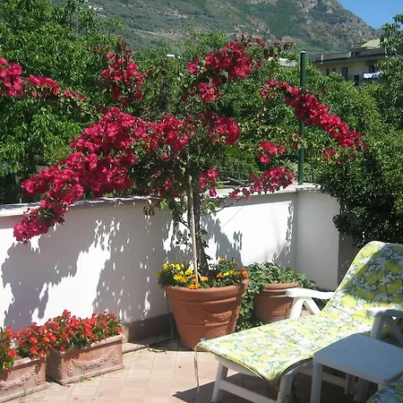 לינה וארוחת בוקר Casa Sorrentino מטה